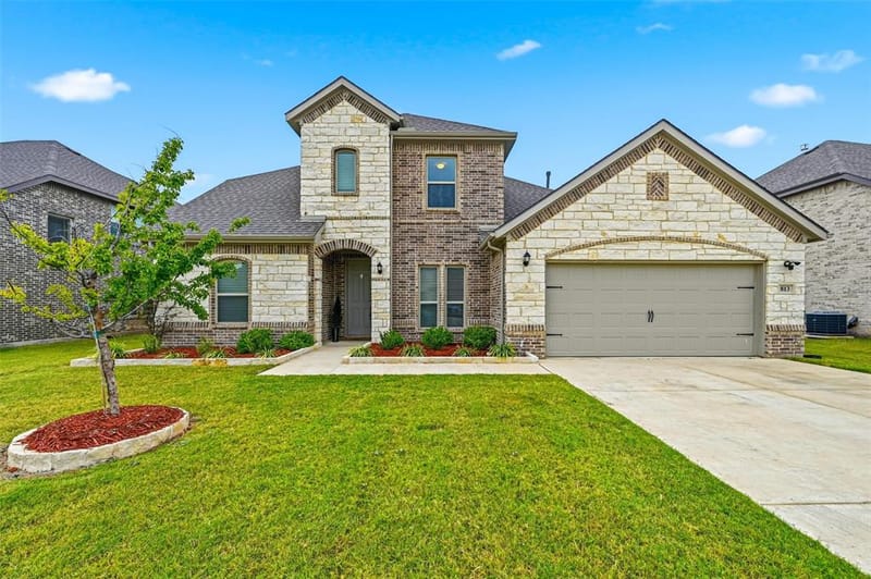 813 Comal Drive, Mansfield TX 76063 - Photo 37