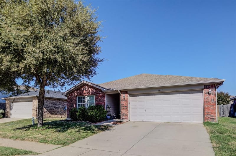 8817 King Ranch Drive, Cross Roads TX 76227 - Photo 3