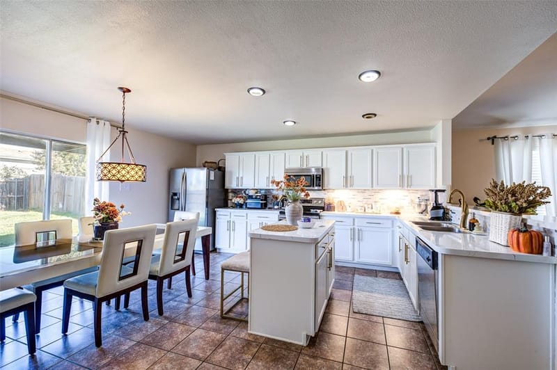 8817 King Ranch Drive, Cross Roads TX 76227 - Photo 9