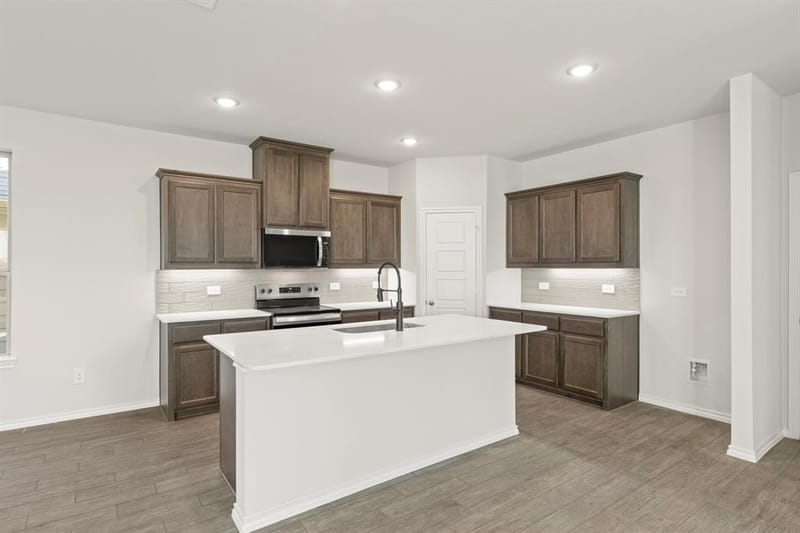 1700 Edgeway Drive, Aubrey TX 76227 - Photo 5