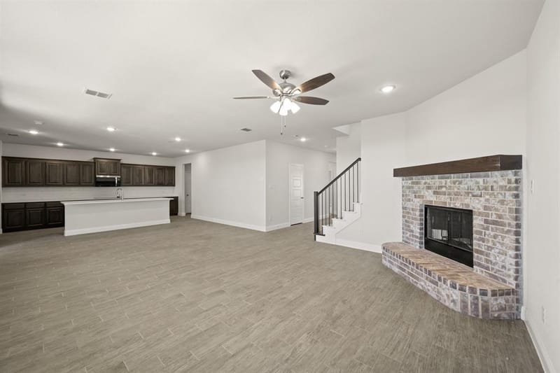 316 Reliance Road, Godley TX 76044 - Photo 6