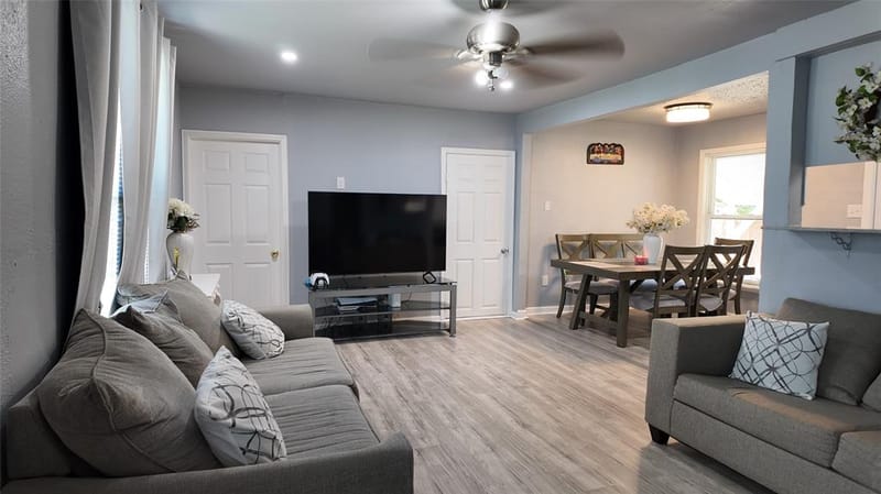 6621 Onyx Drive N, North Richland Hills TX 76180 - Photo 5