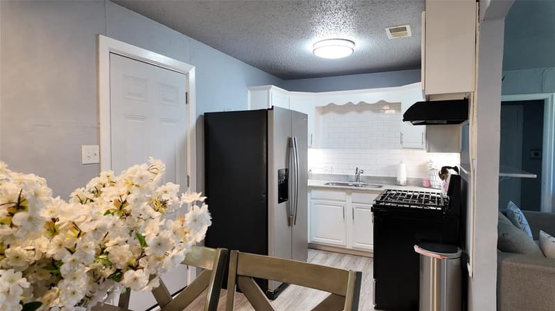 6621 Onyx Drive N, North Richland Hills TX 76180 - Photo 8