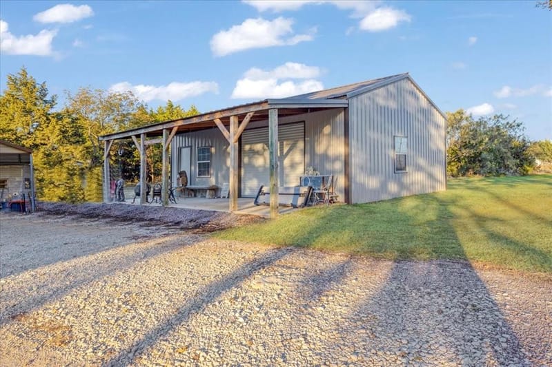 1375 County Road 176, Whitesboro TX 76273 - Photo 24