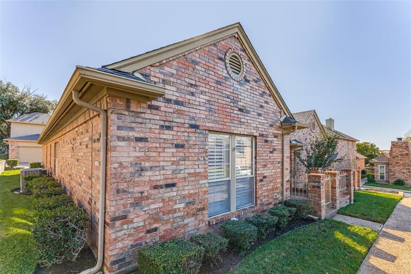 1218 Wooded Trail, Hurst TX 76053 - Photo 3
