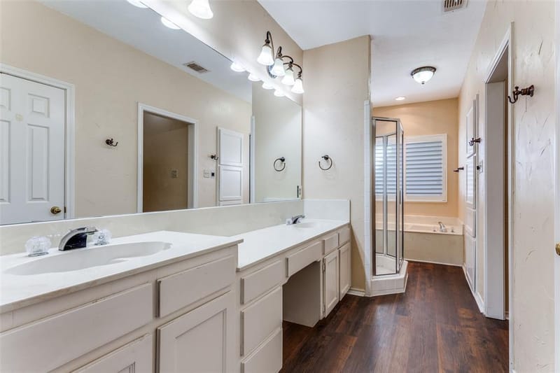1218 Wooded Trail, Hurst TX 76053 - Photo 19