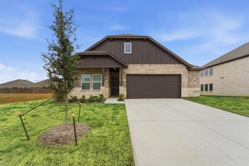 232 Triple Crown Road, Waxahachie TX 75165