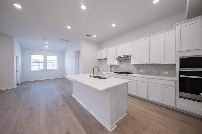 3921 Jasper Lane, Celina TX 75009 - Photo 3