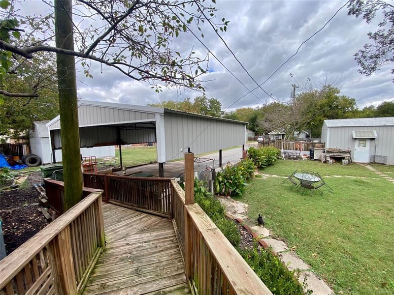 407 E Main Street, Whitesboro TX 76273 - Photo 11