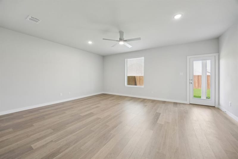 7624 Kingfisher Road, Aubrey TX 76227 - Photo 13