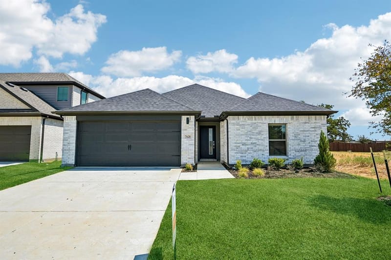 7620 Kingfisher Road, Aubrey TX 76227