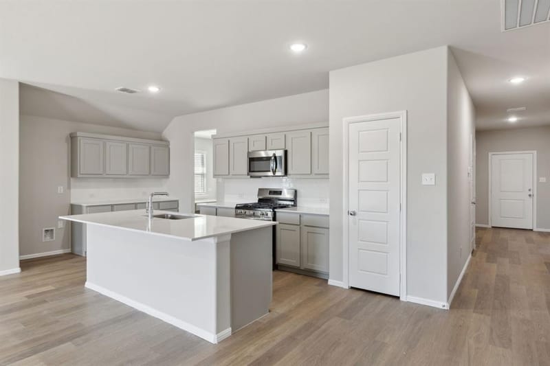 7620 Kingfisher Road, Aubrey TX 76227 - Photo 8