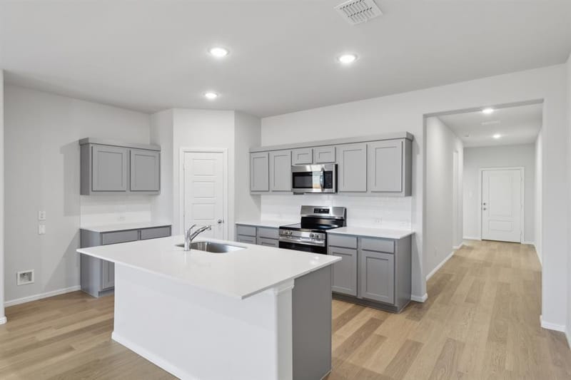 7628 Kingfisher Road, Aubrey TX 76227 - Photo 5
