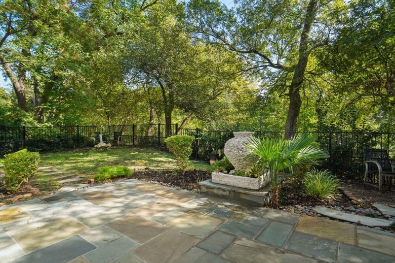 5968 Riverbend Place, Fort Worth TX 76112 - Photo 38