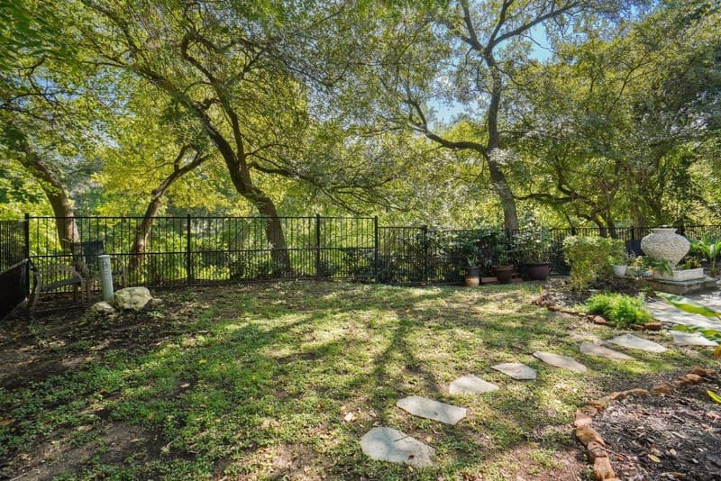 5968 Riverbend Place, Fort Worth TX 76112 - Photo 39