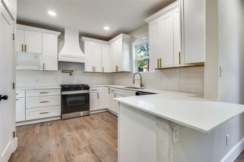 522 Griffith Avenue, Dallas TX 75208 - Photo 8