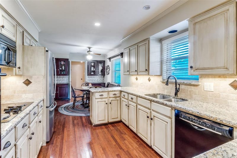 7342 Alto Caro Drive, Dallas TX 75248 - Photo 11