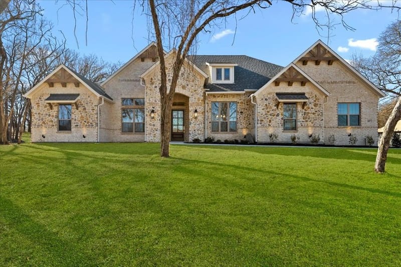 687 Bent Tree Lane, Weatherford TX 76085