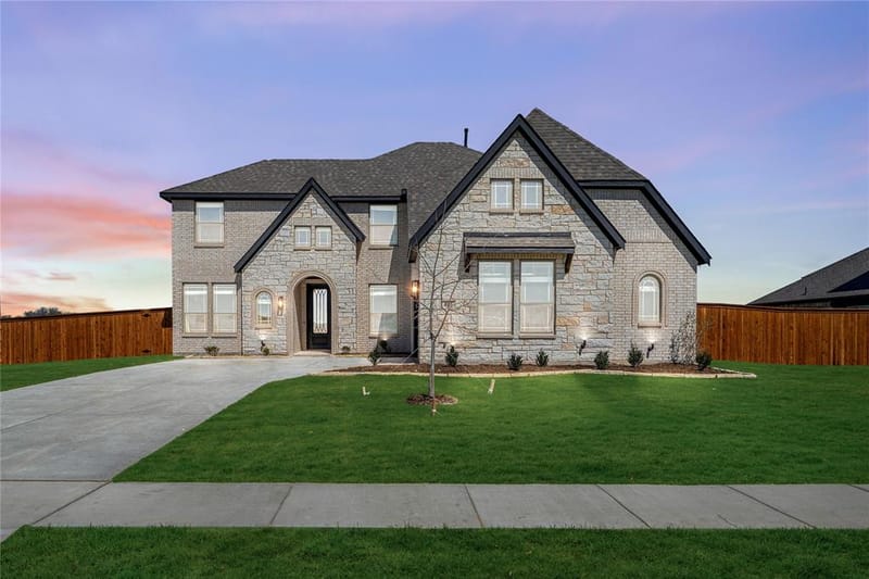 403 Birkdale Lane, Red Oak TX 75154 - Photo 2