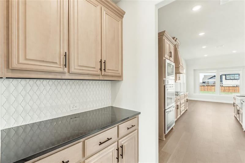 403 Birkdale Lane, Red Oak TX 75154 - Photo 9