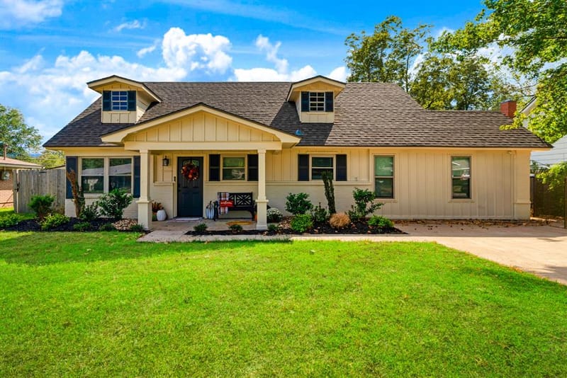3276 Cleveland Street, Paris TX 75460