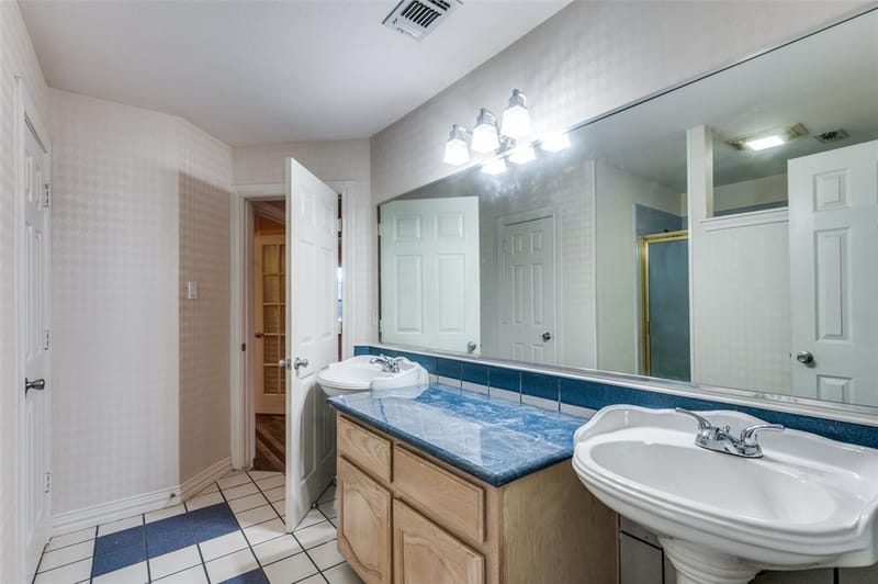 1805 Old Oak Drive, Arlington TX 76012 - Photo 22