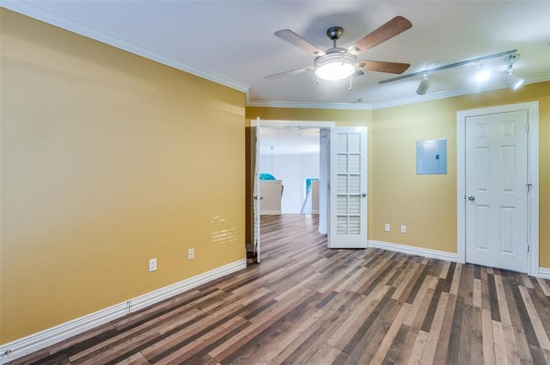 1805 Old Oak Drive, Arlington TX 76012 - Photo 19