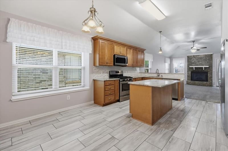 4217 Judith Way, Haltom City TX 76137 - Photo 14