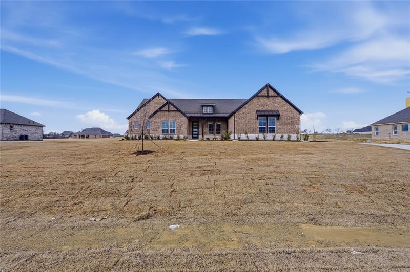 808 Valley Ridge Road, Van Alstyne TX 75495 - Photo 2