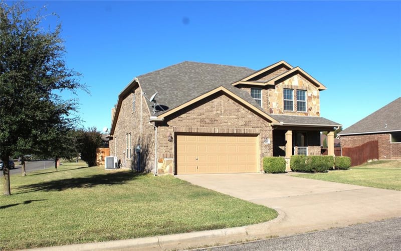 1730 Elk Run Drive, Stephenville TX 76401 - Photo 2