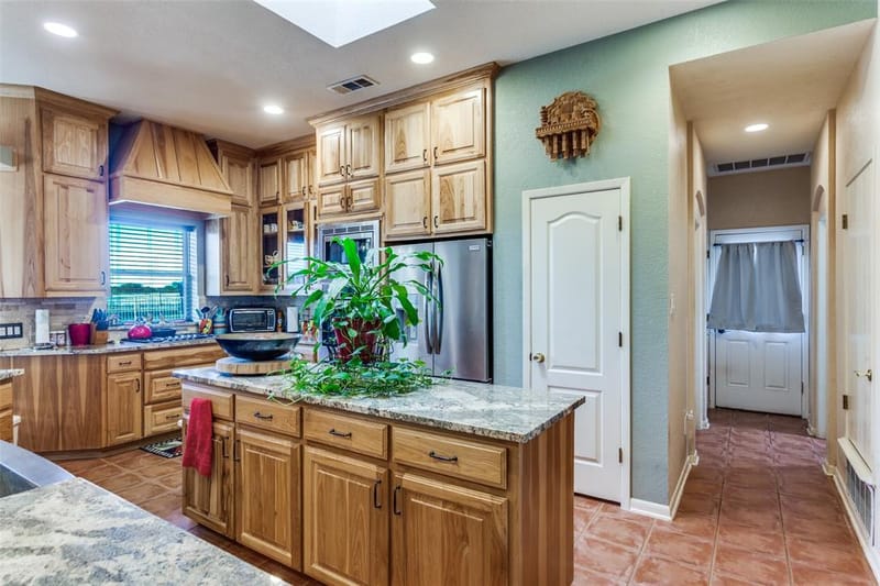 5040 Wind Hill Court, Fort Worth TX 76179 - Photo 13