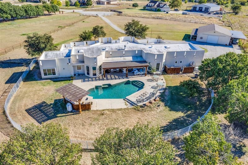 5040 Wind Hill Court, Fort Worth TX 76179