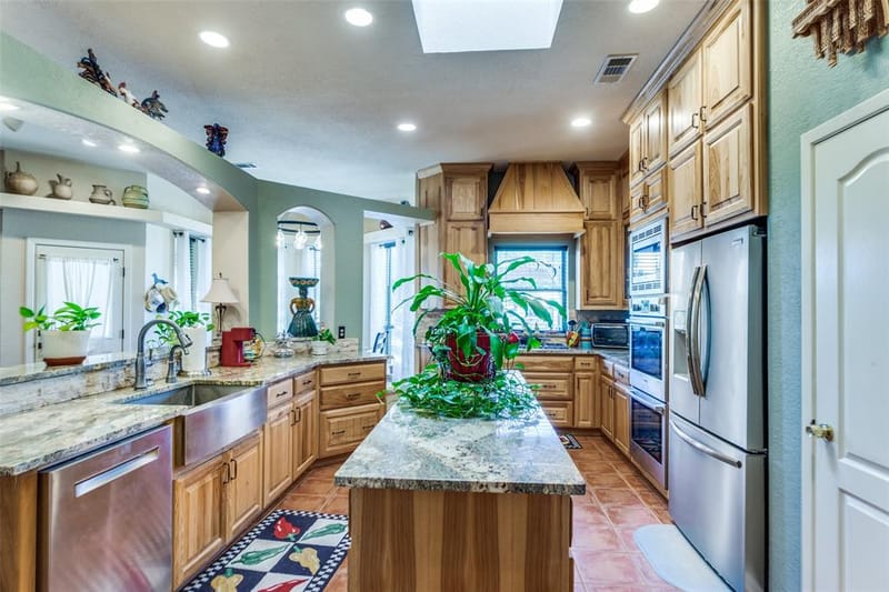 5040 Wind Hill Court, Fort Worth TX 76179 - Photo 10