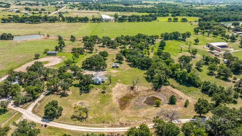 688 Private Road 1152, Stephenville TX 76401 - Photo 3