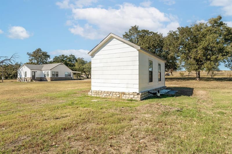 688 Private Road 1152, Stephenville TX 76401 - Photo 28