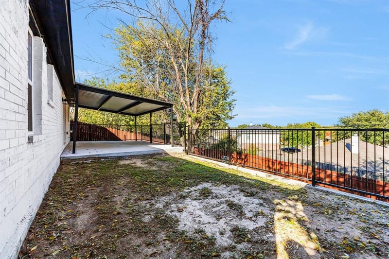 7002 Troy Glen Drive, Dallas TX 75241 - Photo 27