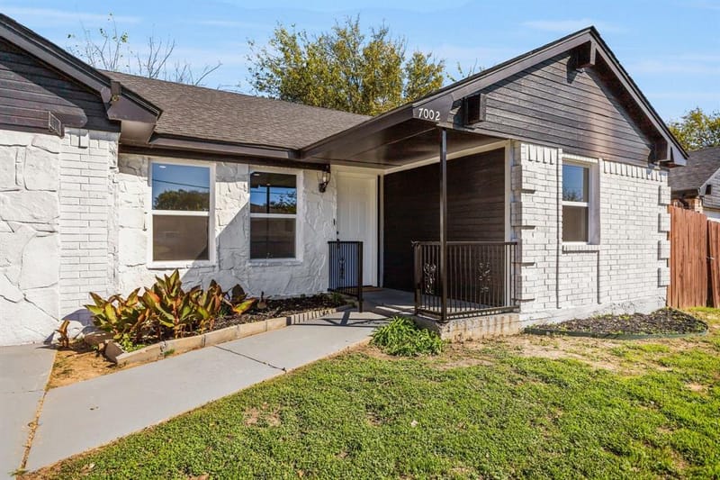 7002 Troy Glen Drive, Dallas TX 75241 - Photo 5