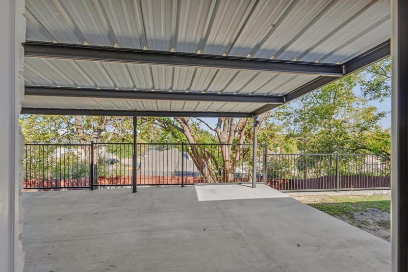 7002 Troy Glen Drive, Dallas TX 75241 - Photo 24