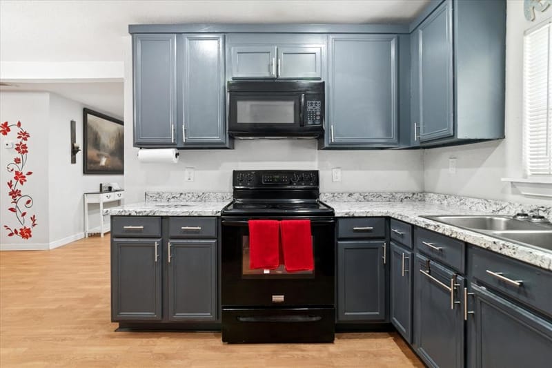 3207 Pine Street, Dallas TX 75215 - Photo 13
