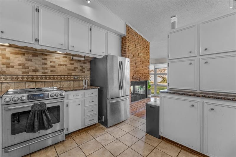 4337 Cedar Mountain Drive, Waco TX 76708 - Photo 7