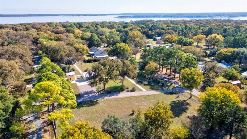 227 Newcastle Drive, Gordonville TX 76245 - Photo 10