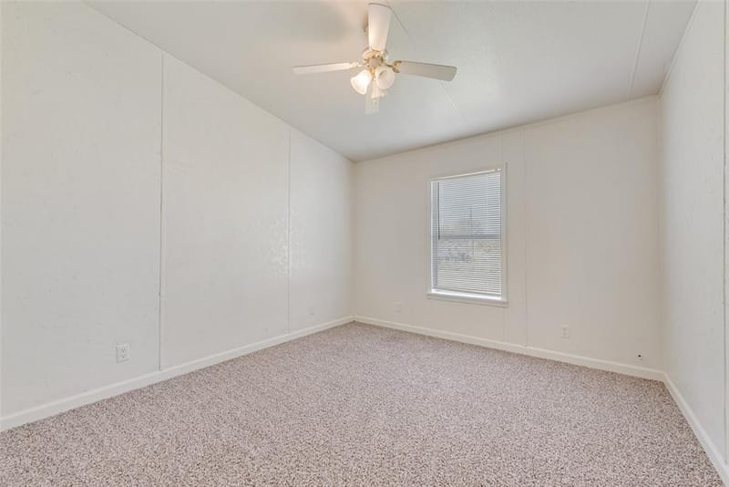817 Kaufman Street, Rosser TX 75157 - Photo 16