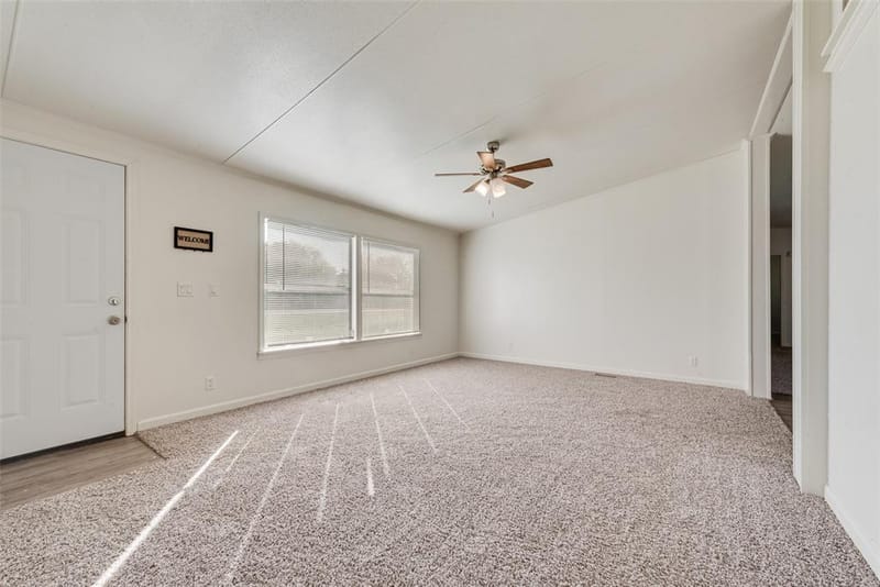 817 Kaufman Street, Rosser TX 75157 - Photo 5