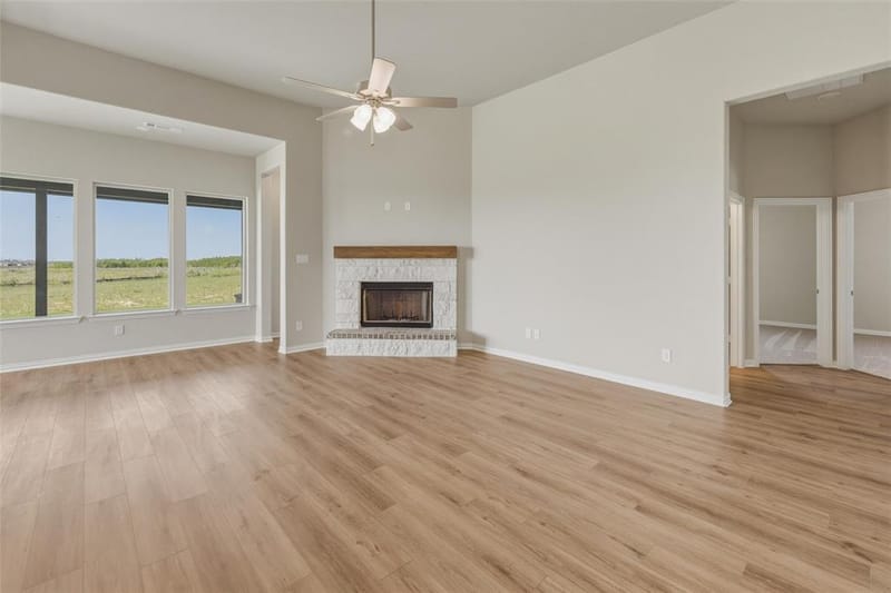 930 County Road 200, Valley View TX 76272 - Photo 7