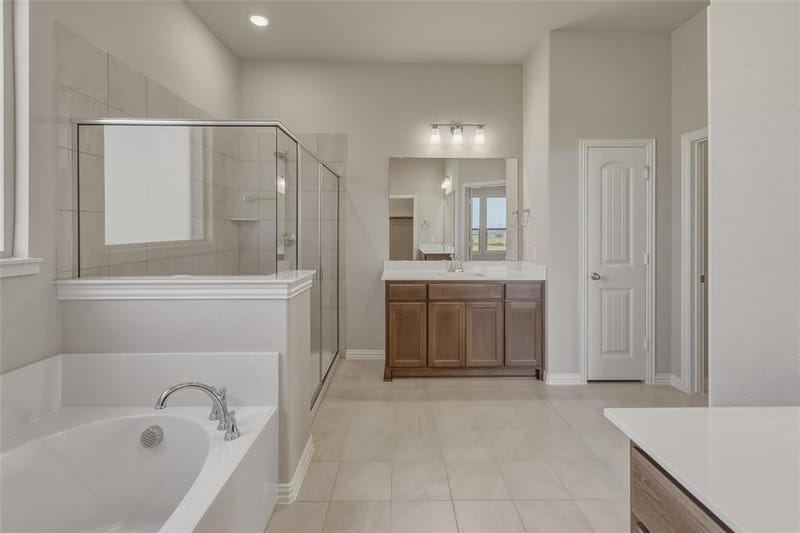 930 County Road 200, Valley View TX 76272 - Photo 21