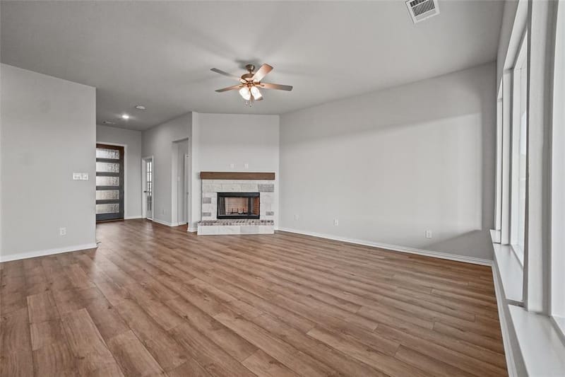 900 County Road 200, Valley View TX 76272 - Photo 16