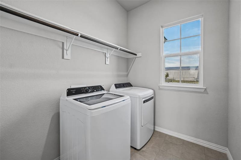 900 County Road 200, Valley View TX 76272 - Photo 22