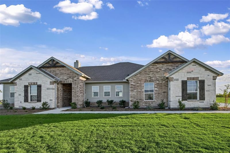 900 County Road 200, Valley View TX 76272 - Photo 3