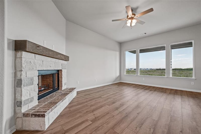 900 County Road 200, Valley View TX 76272 - Photo 15