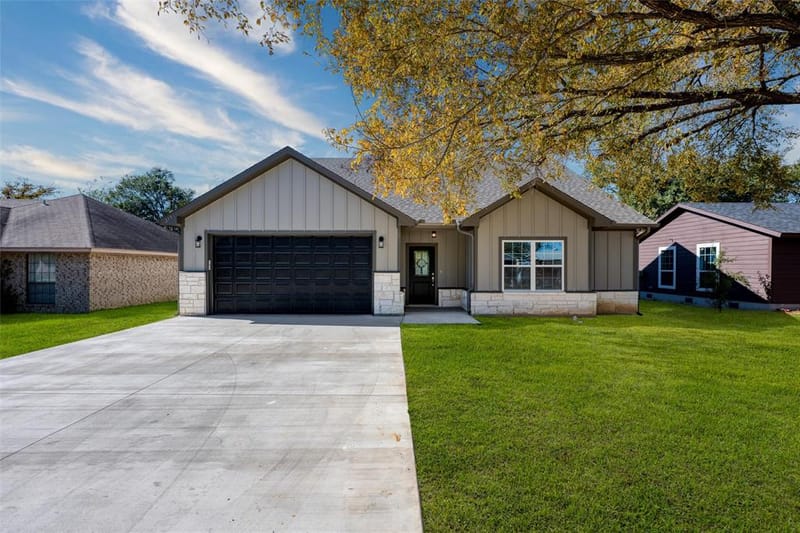 213 Anchor Lane, Gun Barrel City TX 75156